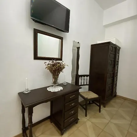 Cristina Πανσιόν 3*